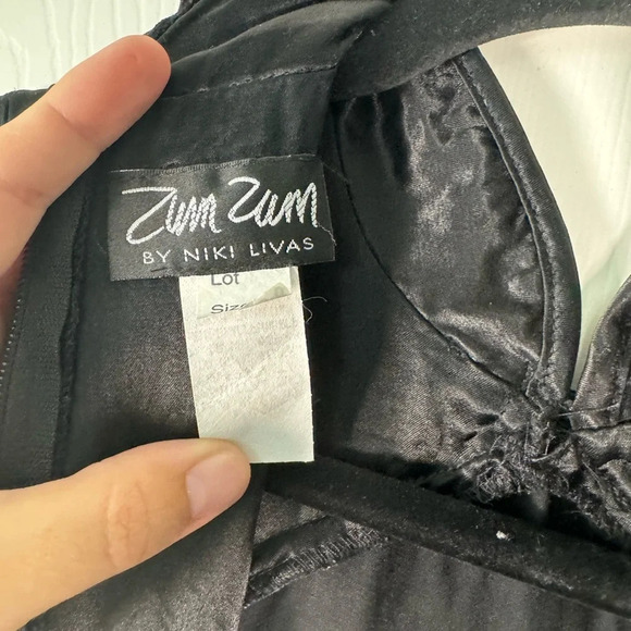 Zum Zum by Niki Livas Asian Inspired Mock neck Sequin Satin Black Dress Size 5-6 - Picture 10 of 13